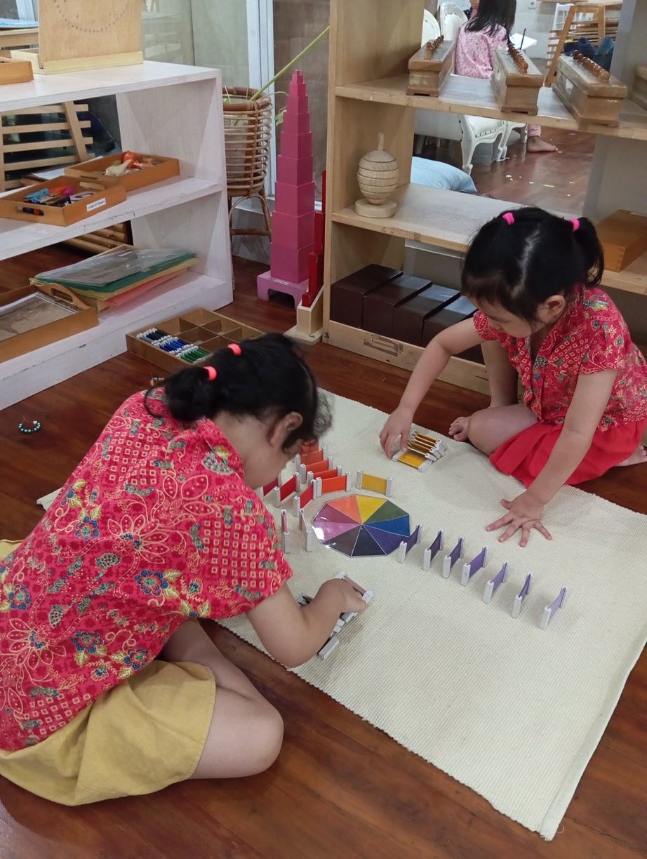 Imaginative Play: Is It Forbidden in Montessori?